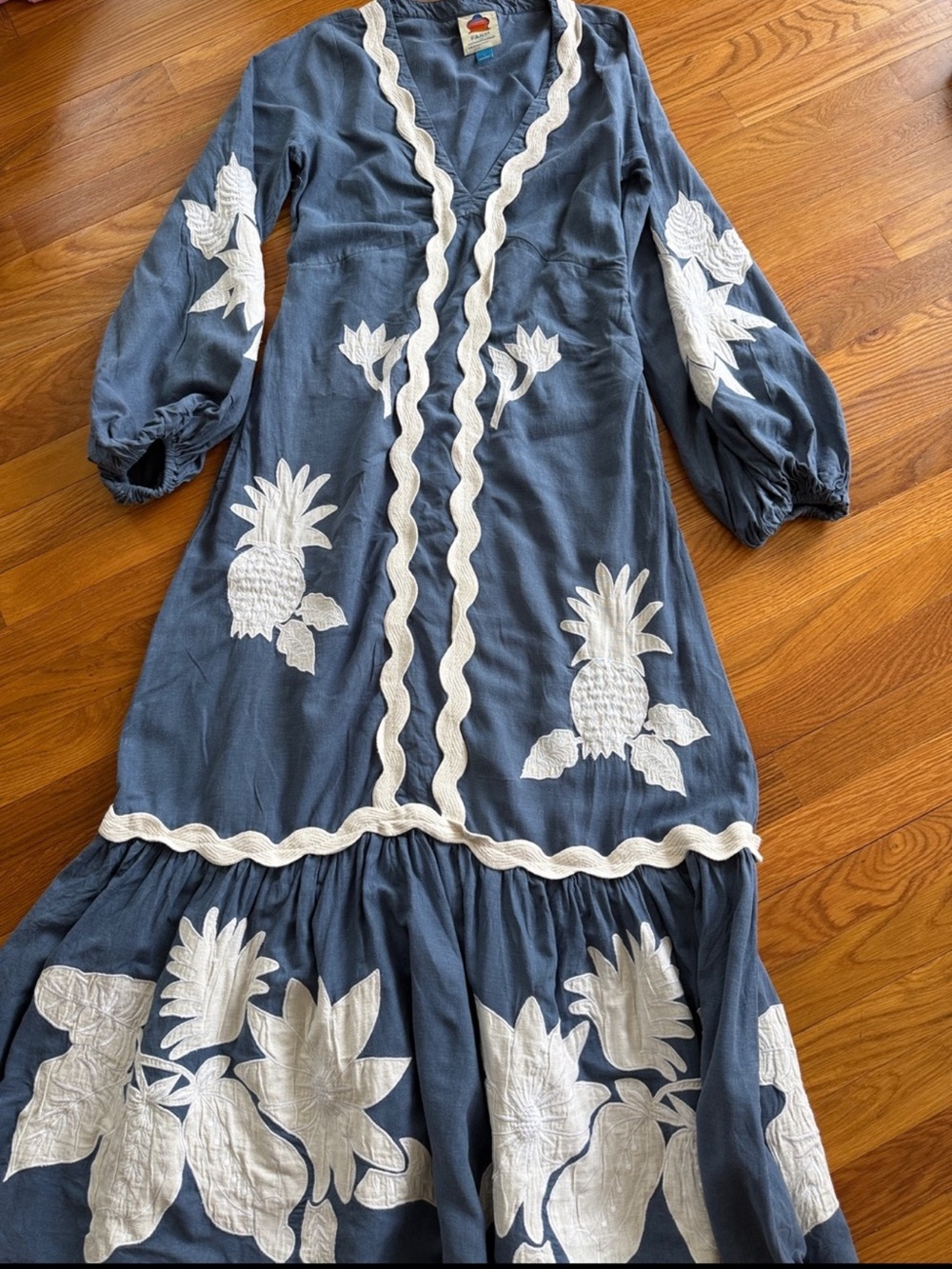 Farm Rio Embroidered Long-Sleeve Dress Size S - Picture 9 of 12